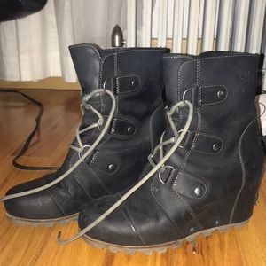Sorel Joan Of Arctic Wedge size 8 Black